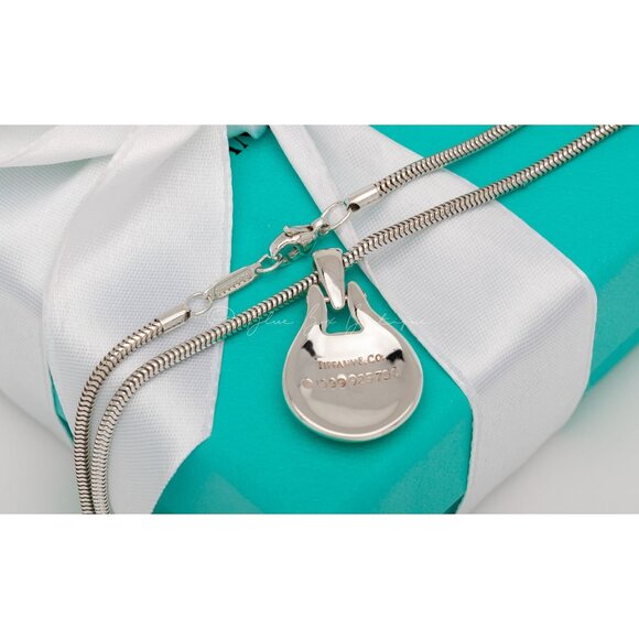 Tiffany & Co. Vintage Mother of Pearl Gold Silver Circle Necklace Pendant - Picture 4 of 7